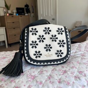 Kate Spade Bryant Court Small Lietta Black Cement Leather Crossbody Bag Purse